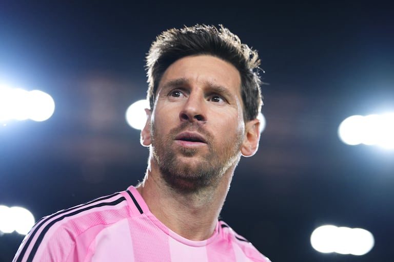 FORT LAUDERDALE, FLORIDA - NOVEMBER 29: Lionel Messi #10 of Inter Miami CF looks on following the Audi 2025 MLS Cup eastern conference final match between Inter Miami CF and New York City FC at Chase Stadium on November 29, 2025 in Fort Lauderdale, Florida. Rich Storry/Getty Images/AFP (Photo by Rich Storry / GETTY IMAGES NORTH AMERICA / Getty Images via AFP)