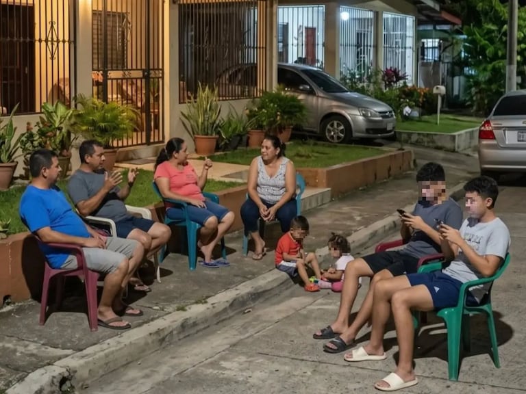Fotos tomadas de las Fanpage JR Radio y Penonomé Urbano