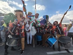 El actor el flaco Solórzano participa el desfile de mi pueblo en la Feria de Cali.