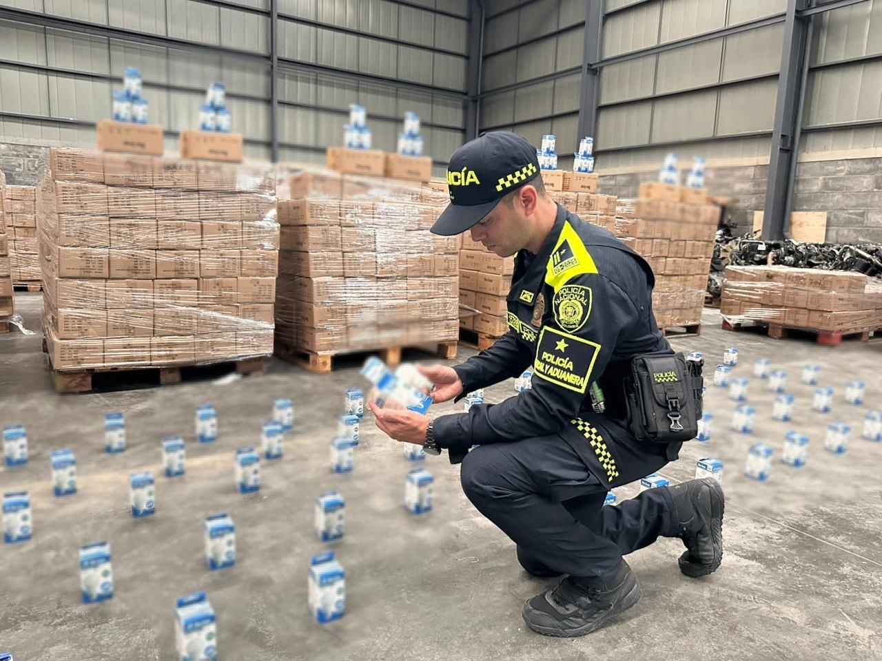 La mercancía fue detectada en un puesto móvil de control aduanero en el Valle del Cauca.