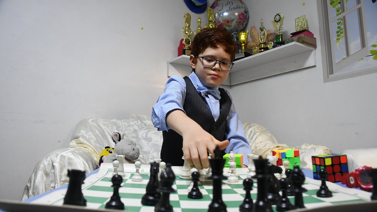 Deporte: Nicolas Ramirez, niño ajedrecista, Campeon Nacional. foto José L Guzmán. EL País