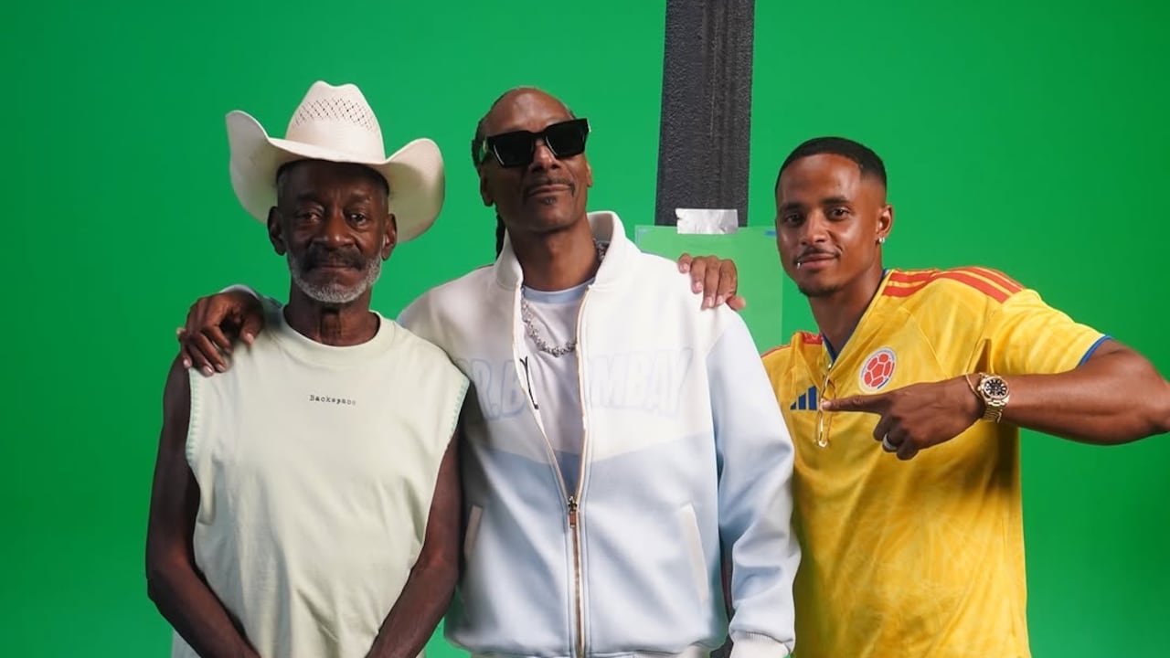 Hijo de Snoop Dogg con la camiseta de Colombia