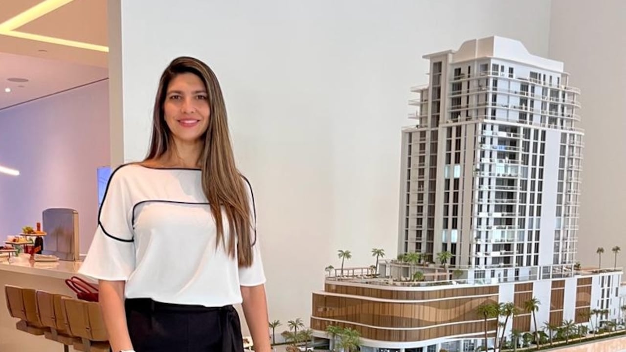 La caleña, Jenny Serra es ingeniera industrial de profesión, decidió emigrar a Estados Unidos hace aproximadamente 20 años.