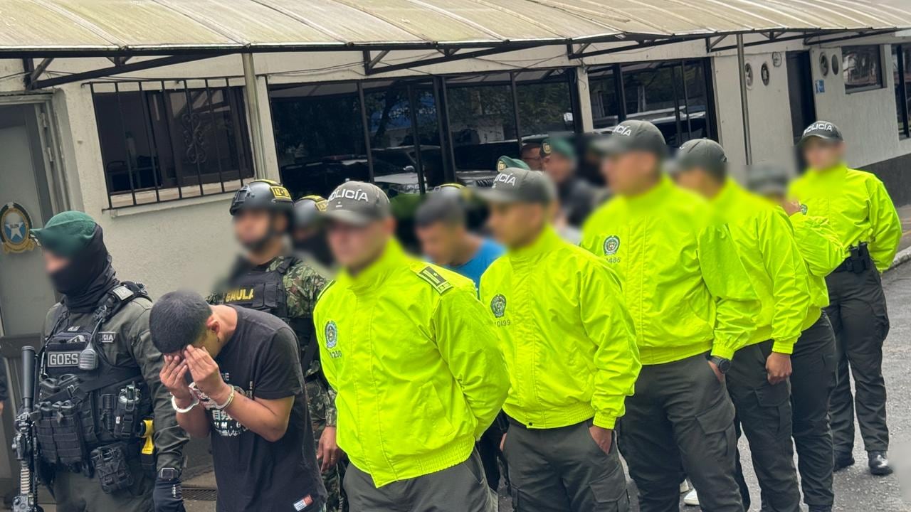 Entre los capturados se encuentran alias “Mordisco”, “Juancho” y “Cristian”, señalados de participar en atracos en distintos sectores de Popayán, principalmente contra mujeres y conductores.