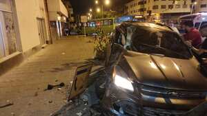 Las autoridades de la ciudad se pronunciaron sobre el accidente de tránsito que involucró un bus alimentador del MÍO y una camioneta, en la cual se transportaba el exfutbolista Freddy Rincón junto con otras tres personas.