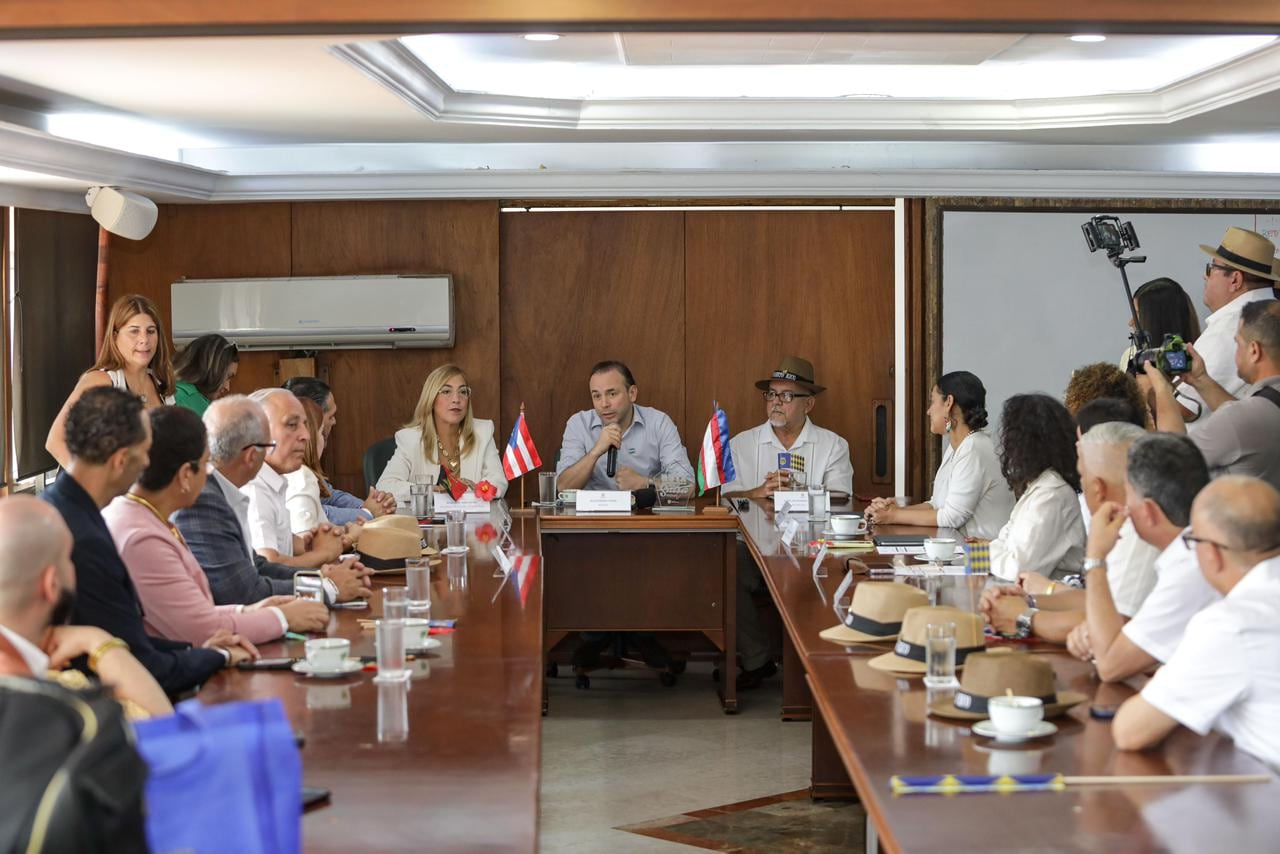 Esta iniciativa también tiene en cuenta un componente de desarrollo económico, al buscar la apertura de nuevos mercados internacionales para el talento local y el fortalecimiento de la economía cultural de Cali.