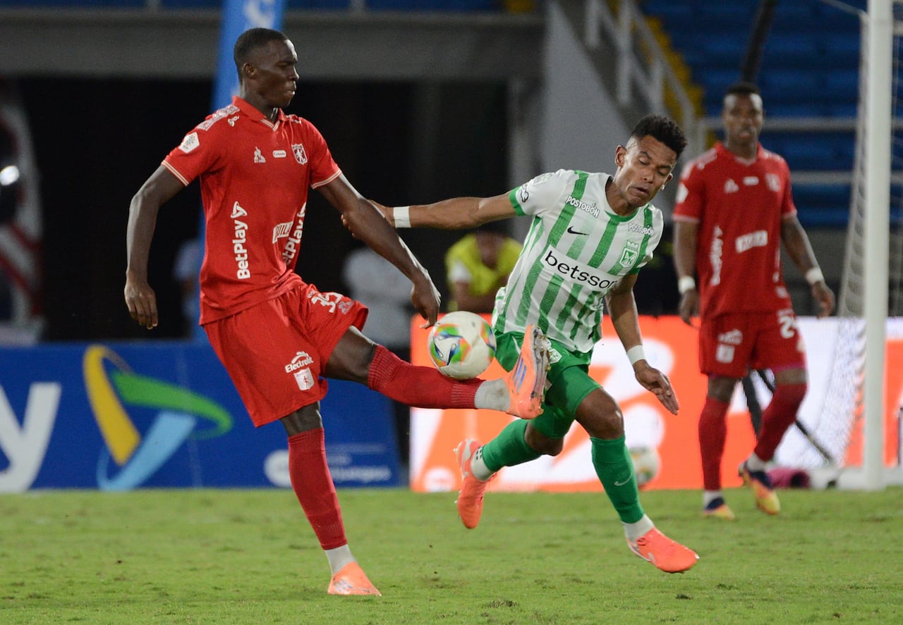 Fútbol: América 3 Nacional 2 en el último partido de los cuadrangulares de la Liga Betplay. Foto José L Guzmán. EL País