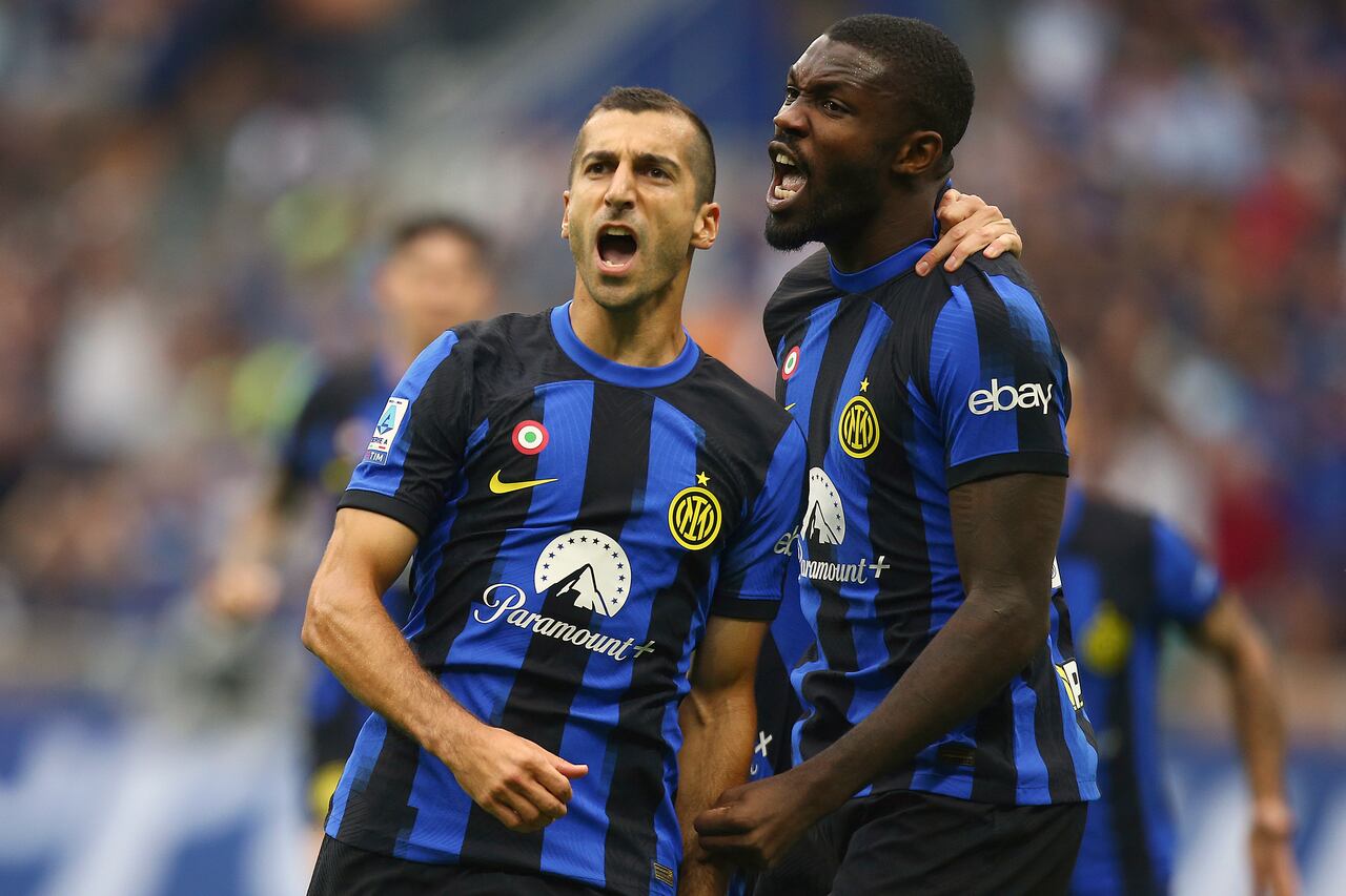 El Inter venció al A.C. Milán por goleada 5-1 en una nueva edición del 'derby della madonnina'