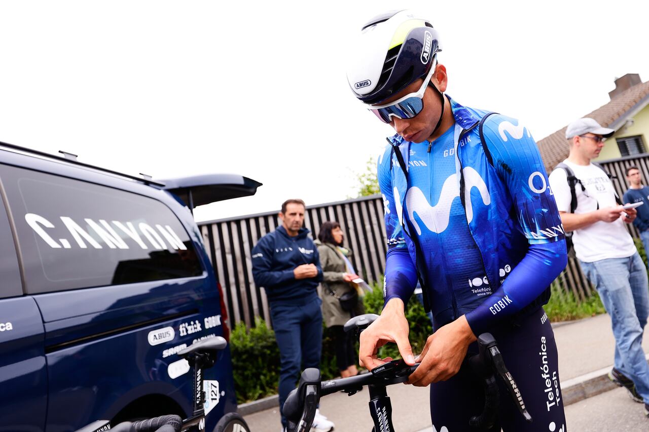 RUSCHLIKON, SWITZERLAND - JUNE 11: Einer Rubio from Colombia of Movistar Team works on his bike during stage 3 Steinmaur to Ruschlikon of Tour de Suisse on June 11, 2024 in RUSCHLIKON, Switzerland. (Photo by Joan Cros - Corbis/Getty Images)