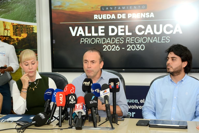 Rueda de prensa. Tema: Prioridades del Valle del Cauca. Propuestas para candidatos a la presidencia de Colombia.
