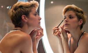 Truco efectivo con delineador de ojos.