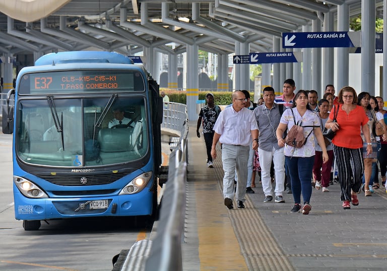 El presidente de Metrocali, Óscar Ortiz, sostuvo que está listo el cronograma para poner en marcha el plan de salvamento del sistema de transporte masivo, MÍO, amenazado hoy por una severa crisis estructural. Fotos Raúl Palacios / El País / 23 de Junio del 2023 Cali.