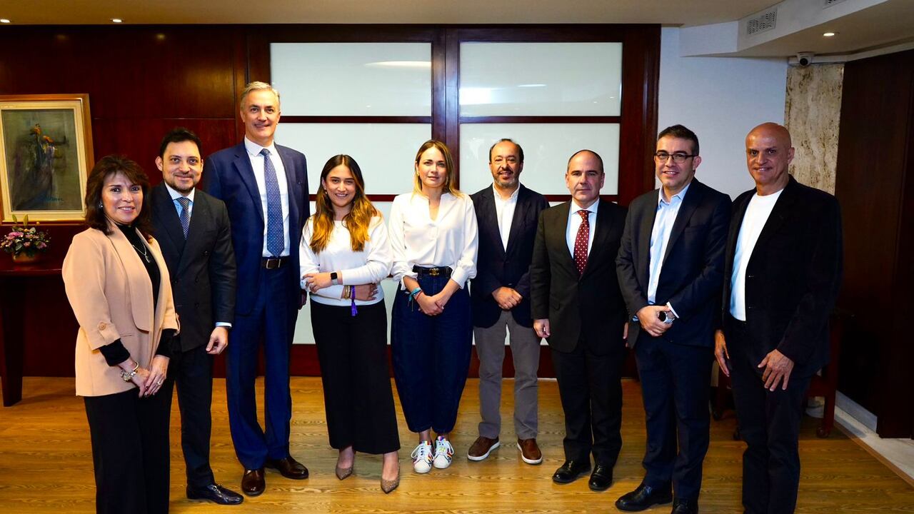 Cambio Radical respaldará ponencia negativa para archivar la reforma a la salud 2.0 de Petro.