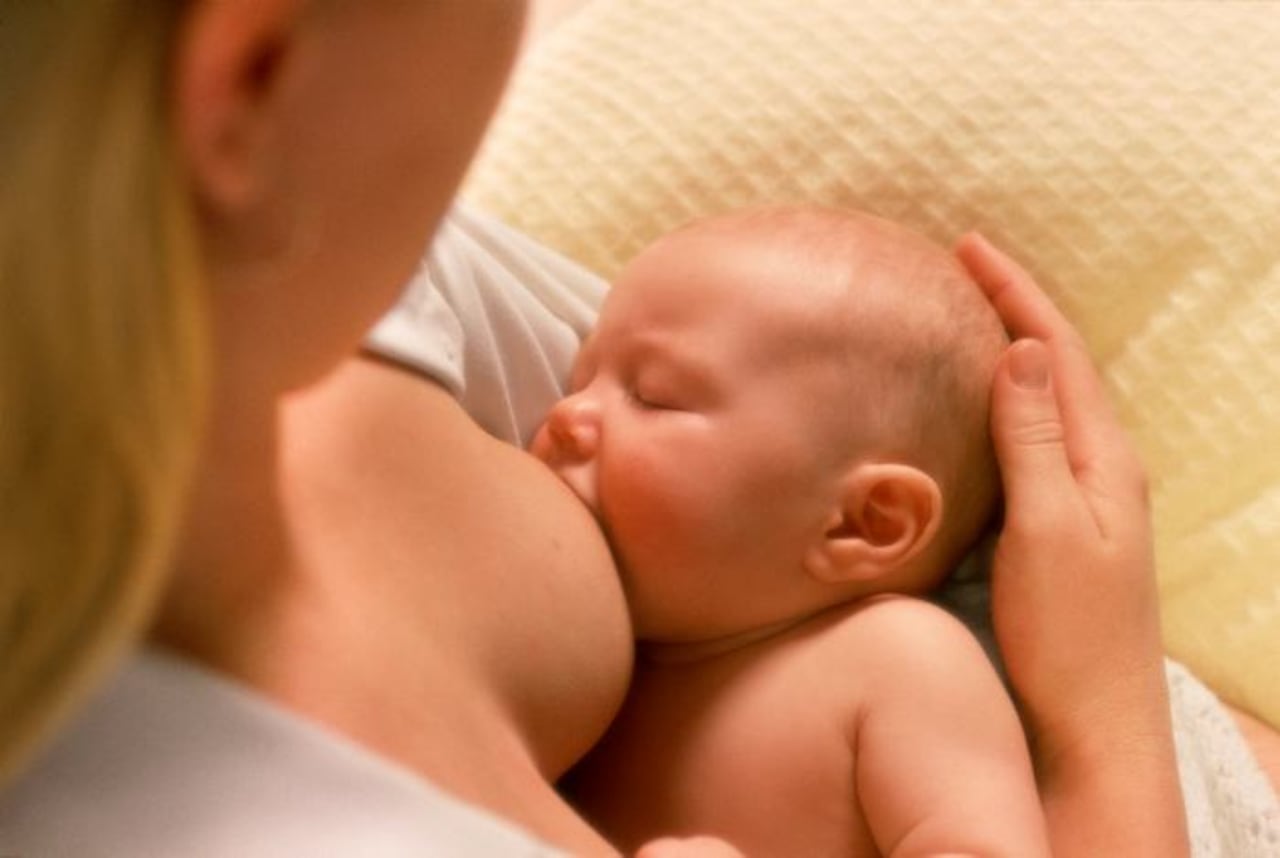 MinSalud busca reformar funcionamiento de bancos de leche materna en el país.