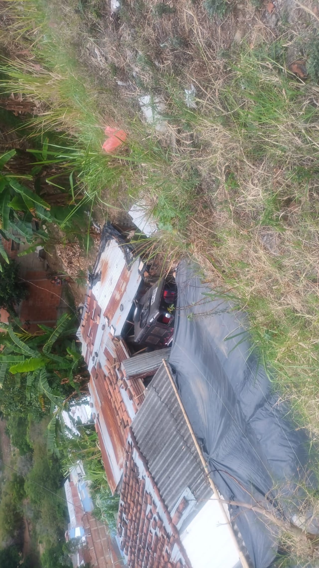 Campero cae a un abismo