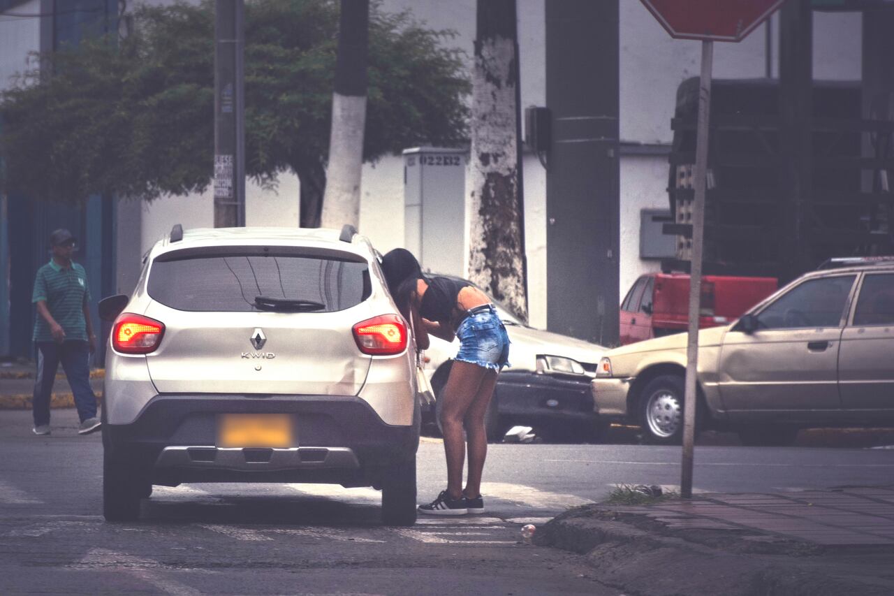 Robo de infraestructura pública, riñas, prostitución y microtráfico son algunos de los males que afectan la seguridad del barrio Obrero. 18 de junio de 2023 Foto Jorge Orozco / El País.