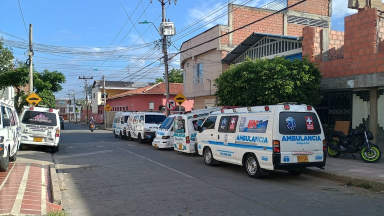Los vecinos denunciaron que los andenes también se veían invadidos.