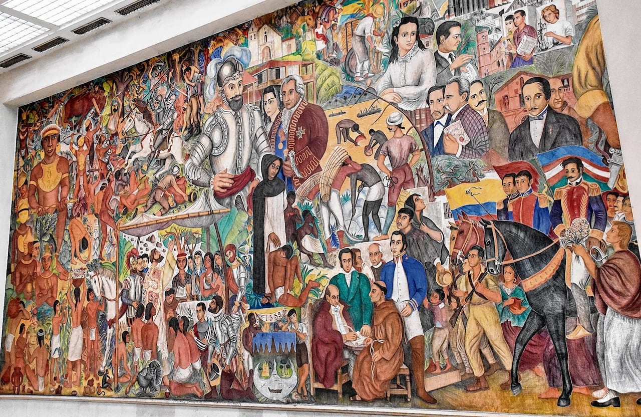 El gran mural de la historia de Cali, realizado por Hernando Tejada en el pabellón principal de la antigua Estación del Ferrocarril, pintado al fresco entre 1954 y 1956.