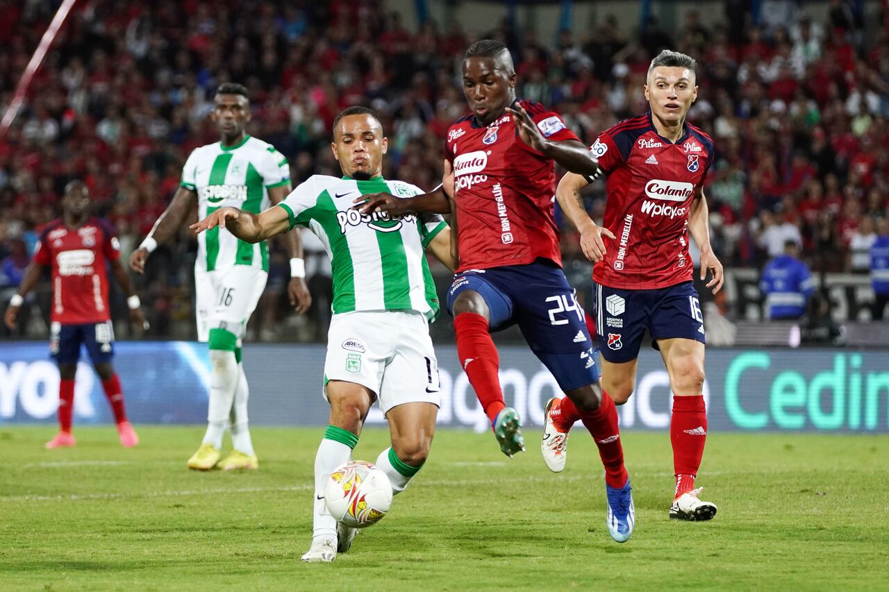 Imagen del partido entre Independiente Medellín y Atlético Nacional por la fecha 2 del cuadrangular semifinal del Grupo B.