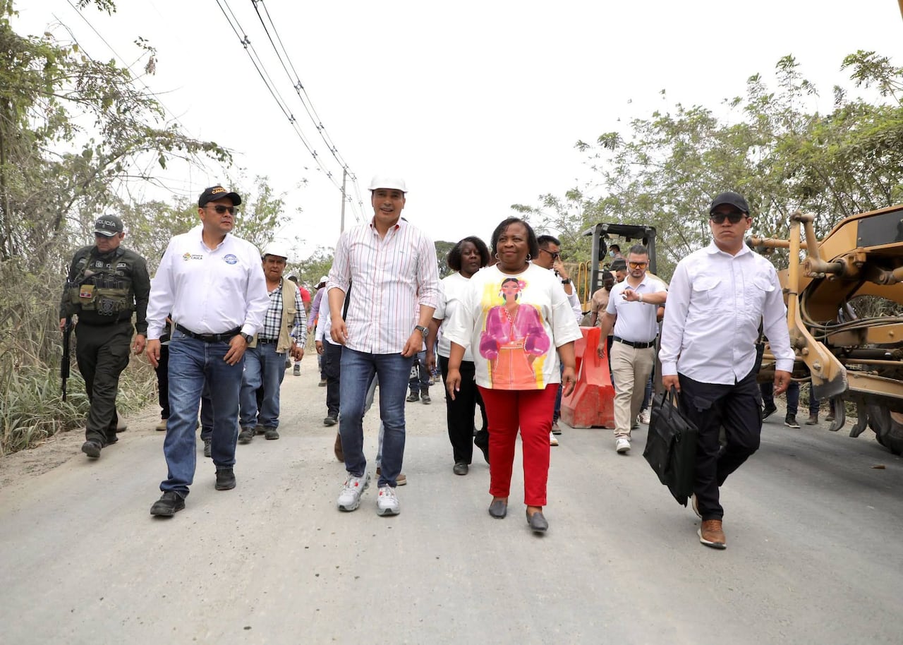 El corredor vial que conecta a Padilla y Puerto Tejada busca mejorar la movilidad de estudiantes y docentes del norte del Cauca.