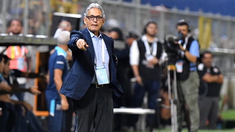 Reinaldo Rueda, director técnico de la Selección de Honduras, durante las eliminatorias de la Concacaf para la Copa del Mundo de 2026.