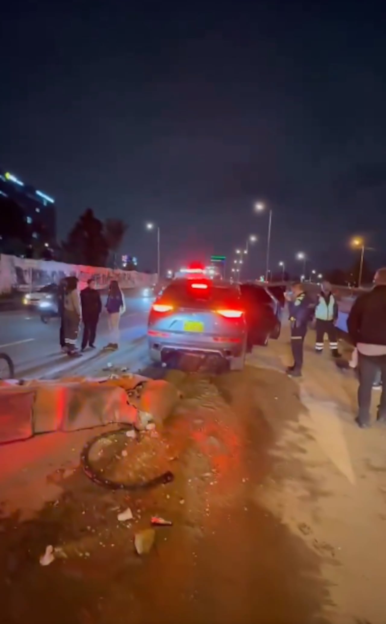 La camioneta fue detenida por las autoridades.