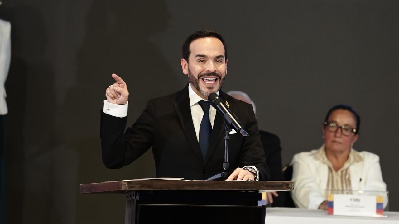 Acto de entrega de credenciales mediante el cual Abelardo De La Espriella y José Manuel Restrepo Abondano serán acreditados como presidente y vicepresidente de la República de Colombia para el periodo constitucional 2026–2030.