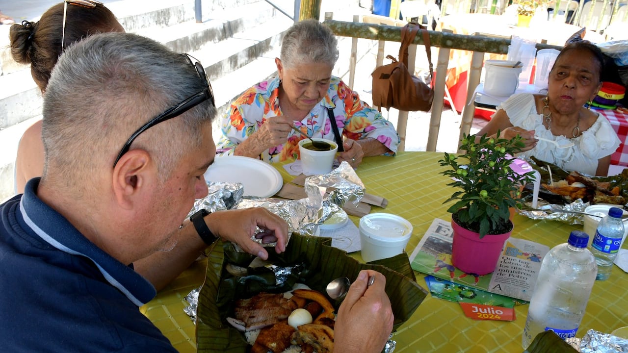 Celebración del festival del fiambre en Guacari