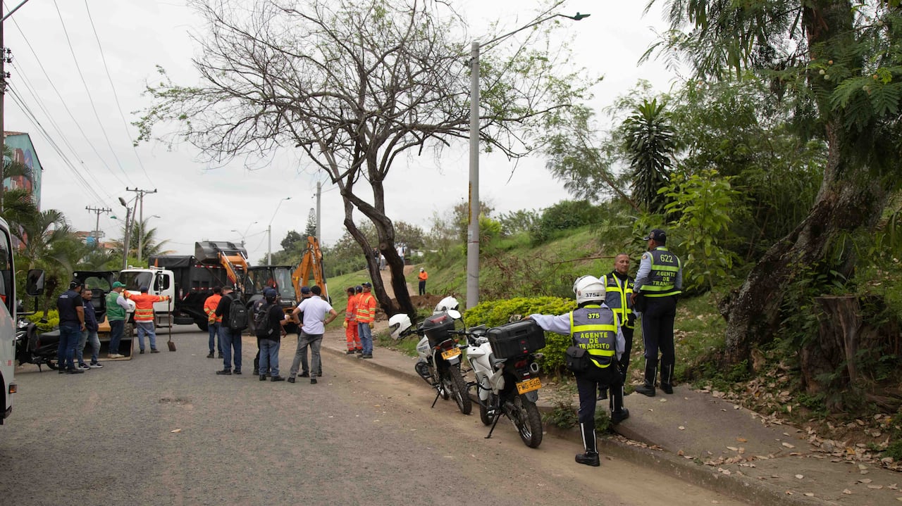 Durante la administración del alcalde Alejandro Eder, el Plan Jarillón ha liderado más de 500 recorridos de vigilancia y control, levantando 664 cambuches y realizando 28 comparendos por delitos ambientales.