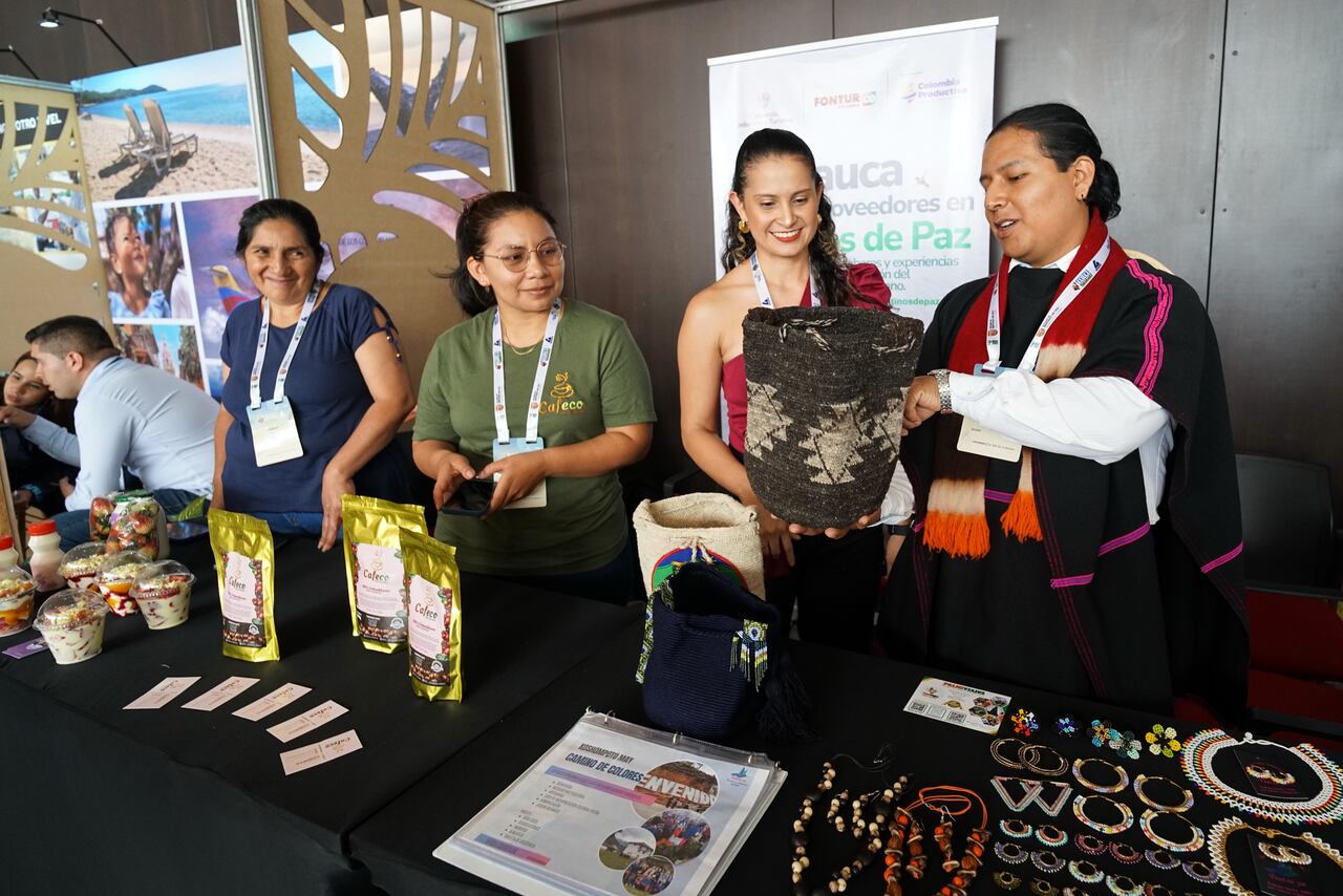 VI Encuentro Nacional de Turismo Receptivo ANATO 2025. Evento que busca fortalecer las competencias de los actores del turismo receptivo en Colombia, especialmente a aquellos asociados al subsector de las agencias de viajes, para mejorar su competitividad.