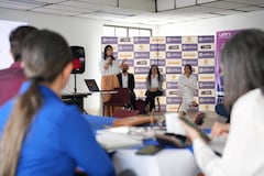 Más de 50 empresarios de micro, pequeñas y medianas empresas participaron en los talleres de cocreación ‘¡Pa’ que veás y hagás negocio!’, una iniciativa de la Alcaldía de Cali que busca facilitar el acceso del empresariado local a la contratación pública.