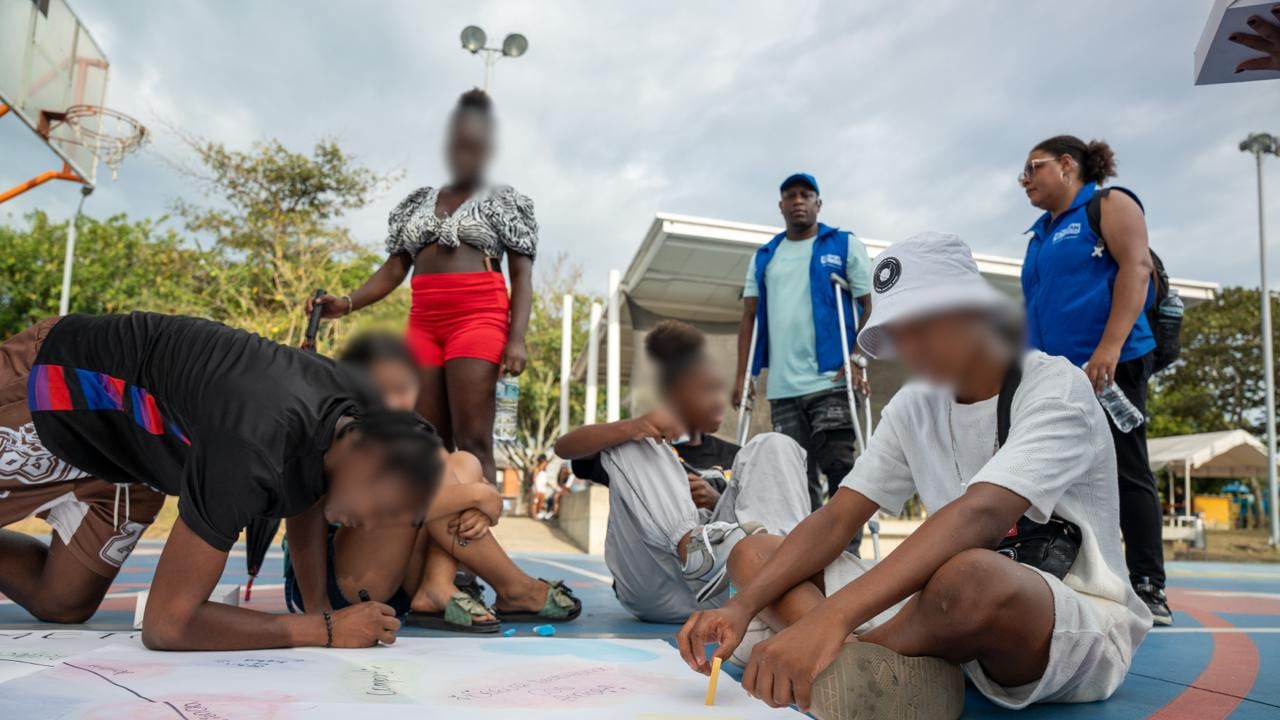 La iniciativa pretende prevenir fenómenos como el 'güireo', el 'chacaleo' y el reclutamiento de menores por estructuras criminales mediante acciones de prevención social.