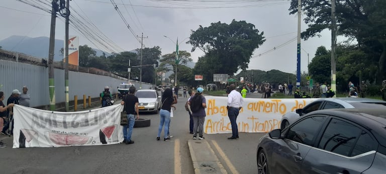 Bloqueo por manifestantes