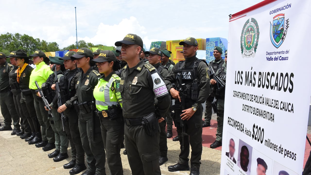 Presentación del Cartel de los Más Buscados en el Valle, desde Buenaventura.