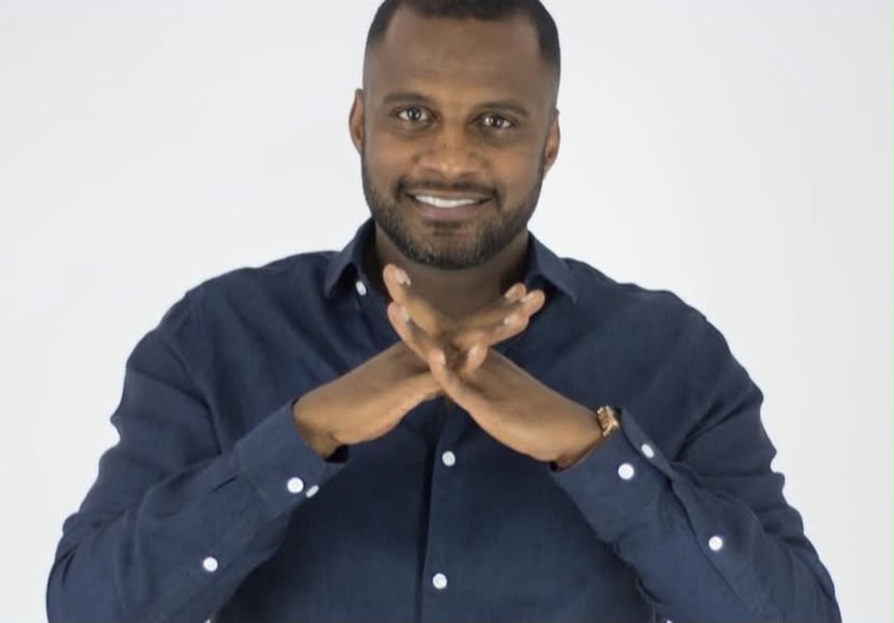 Ray Charrupi, CSO Billboard Colombia, y fundador de Chao Racismo.