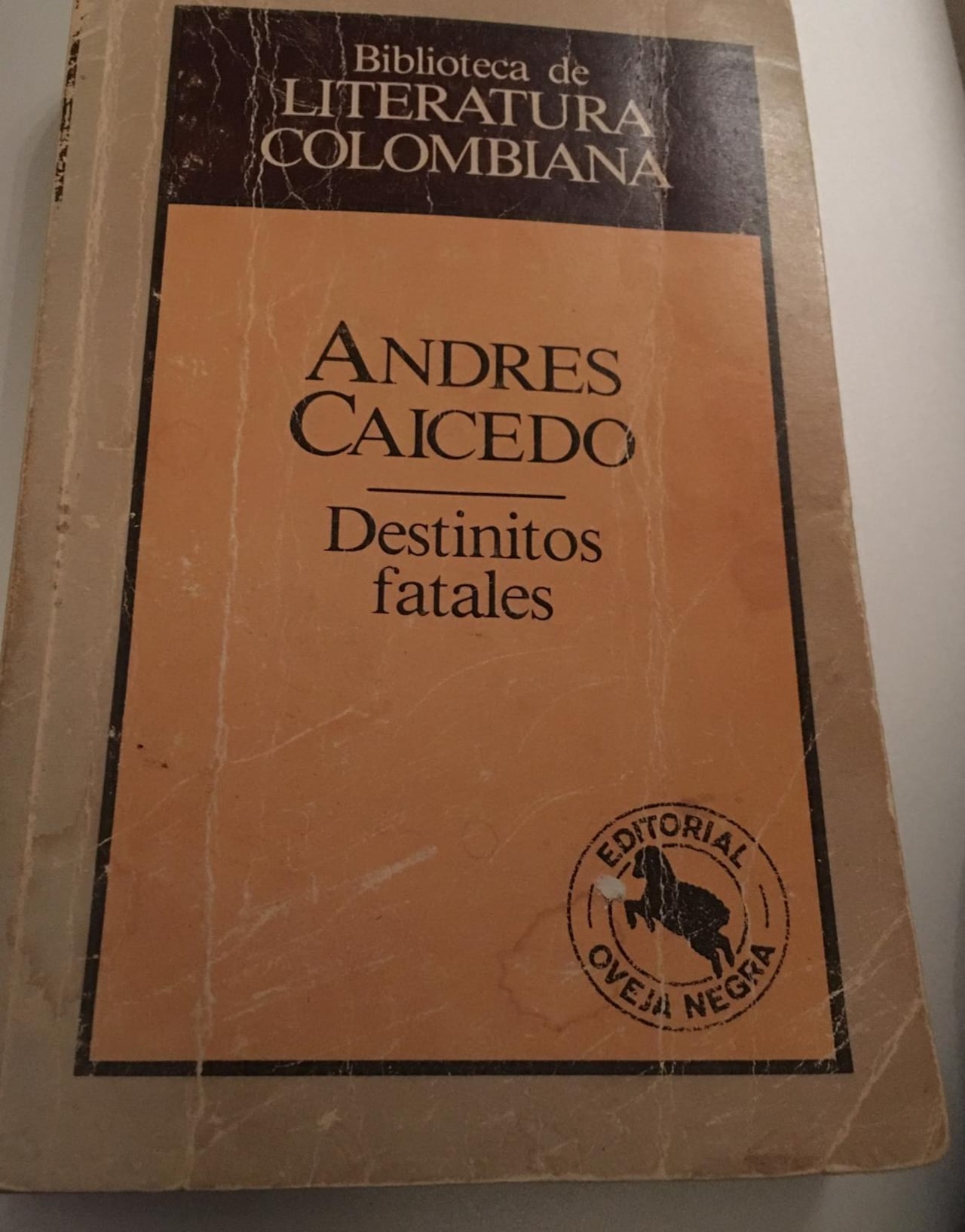 Destinitos Fatales, Sandro Romero Rey.