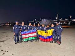 De izquierda a derecha: José Hernández Abadía, Juan Manuel Salazar, Cristian Arango, Yesid Castellar, David Vivas, Valentino Rojas, Andrés Cunda, José Saldarriaga y Danny Altamirano, integrantes del Cuerpo de Bomberos de Cali que hicieron parte de la misión del USAR COL-1 en Venezuela.