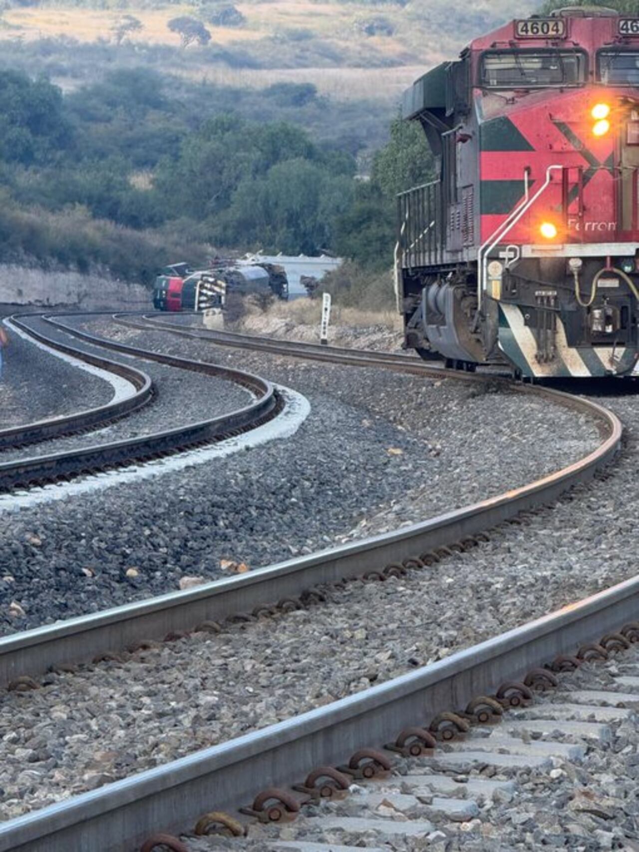 Imagen del tren descarrilado en Tepetitlán, México.