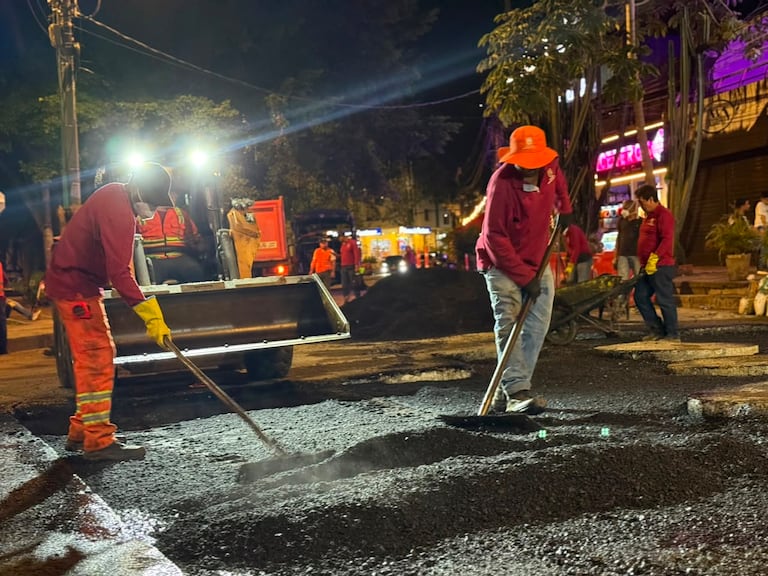 Emcali y la Secretaría de Infraestructura trabajaron de manera articulada para atender la afectación y recuperar el corredor vial.