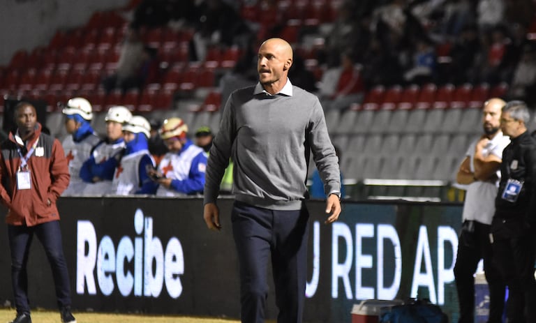 David González, director técnico del América de Cali, durante el encuentro entre Boyacá Chicó y América de Cali.