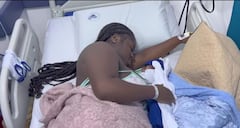 En medio de la evacuación por el terremoto, una mujer dio a luz en el parqueadero del Hospital Carlos Holmes Trujillo