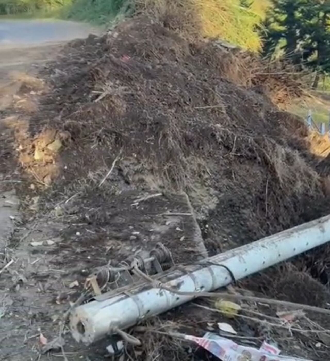 Al parecer el ataque iba dirigido al Ejército, el cual realiza patrullajes sobre la vía Panamericana.