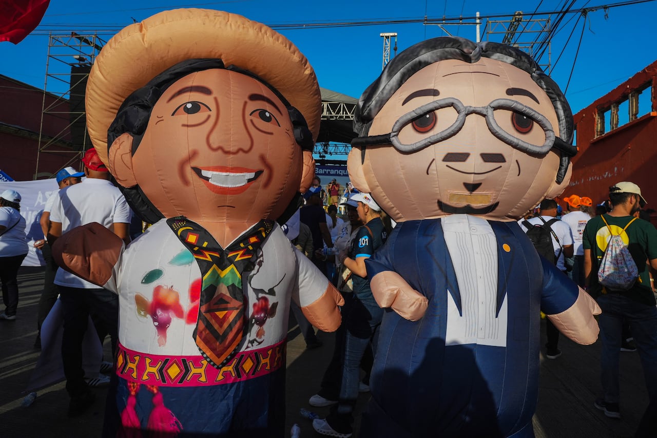Heredero del proyecto progresista de Gustavo Petro, Iván Cepeda ha optado por afianzar las bases sociales que llevaron al poder a Petro. Su fórmula a la vicepresidencia es un guiño a un sector clave, el indígena.