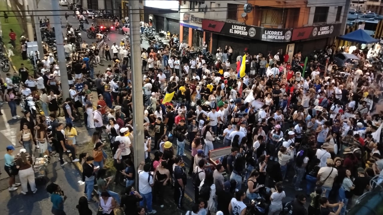 Así se ve, en la tarde de este domingo, el sector de la Calle 5 con Carrera 10, aproximadamente.