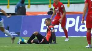 Así se le vio la rodilla al portero del América, Joel Graterol, luego de resbalarse en el partido ante Boyacá Chicó en Tunja, y tuvo que salir del partido.