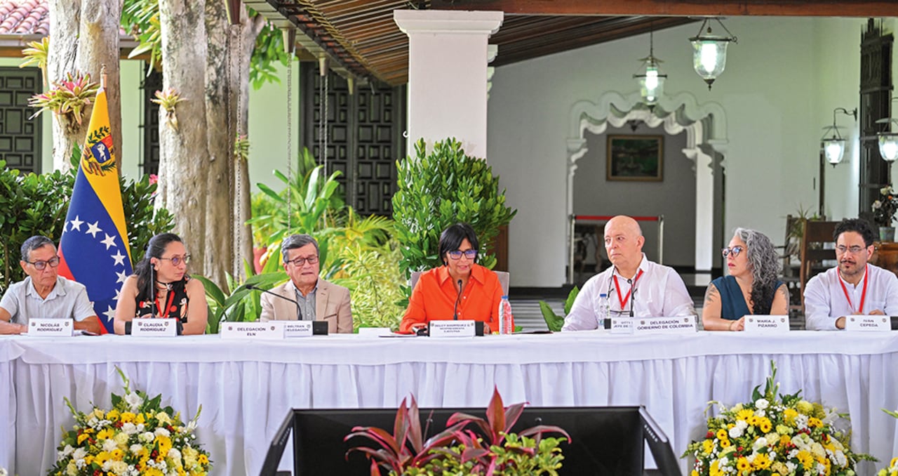 Otty Patiño le reconoció a SEMANA que creyó en los jefes del ELN, pero hacían todo lo contrario a lo que hablaban en la mesa de negociación con el Gobierno de Gustavo Petro.