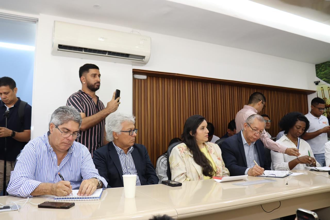 Tren de cercanías y seguridad, las prioridades del Valle ante el Gobierno Nacional