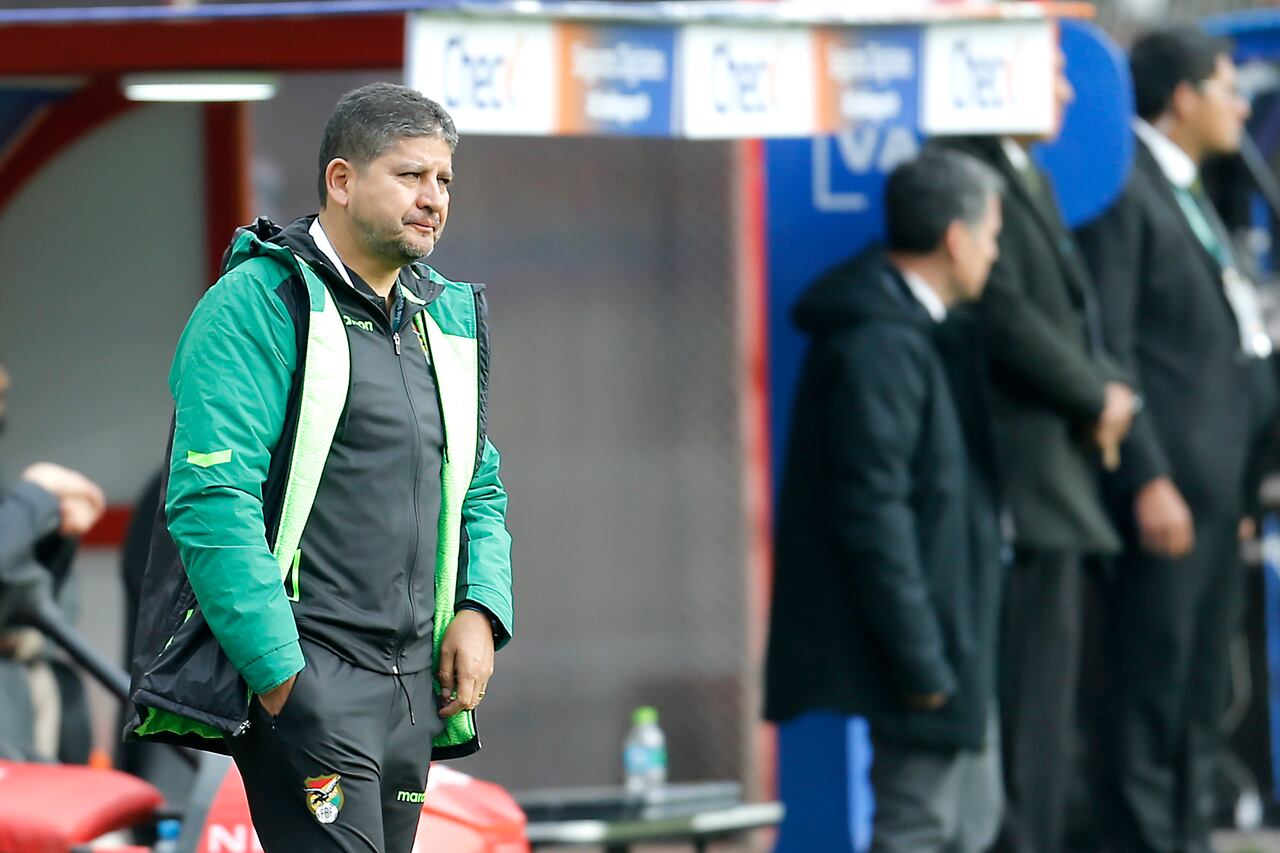 EL ALTO, BOLIVIA - SEPTEMBER 05: Oscar Villegas of Bolivia looks on during the FIFA World Cup 2026 Qualifier match between Bolivia and Venezuela at Estadio Municipal De El Alto on September 05, 2024 in El Alto, Bolivia. (Photo by Gaston Brito Miserocchi/Getty Images)