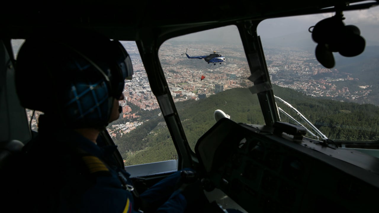 Sobrevuelo en Cundinamarca, sobre las zonas devastadas por los incendios