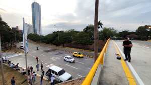 Apertura puente avenida segunda Norte con 15 Norte contiguo al Club Colombia
